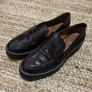 Franco Sarto Balin Lug Sole Loafers size 8.5 in Burgundy Faux Patent